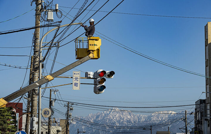 富山の電気工事は（株）ハマデン｜電気・通信・放送・空調・防犯